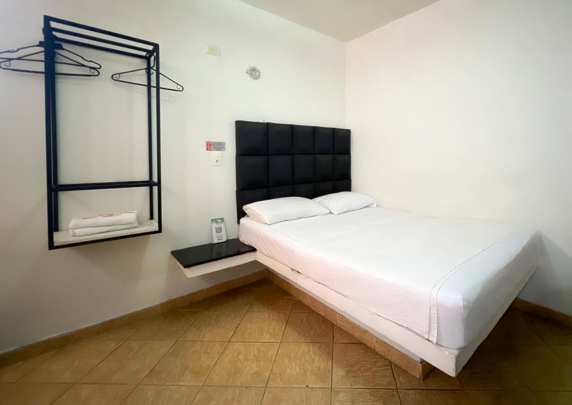 Green Hotel Natural Медельїн Екстер'єр фото