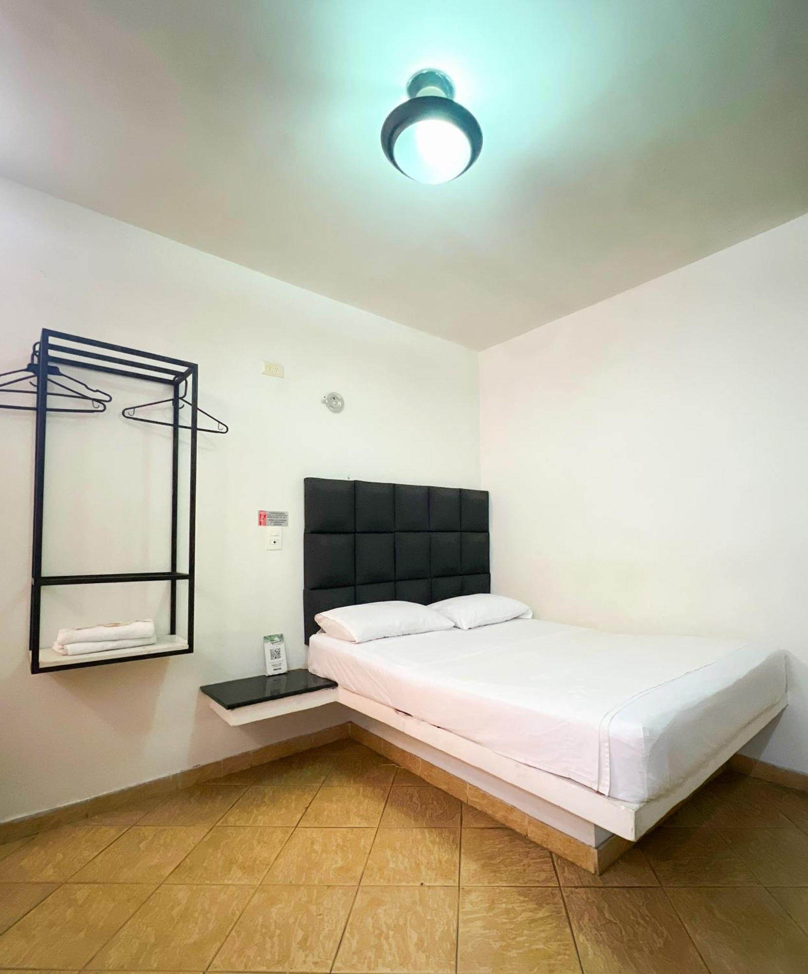 Green Hotel Natural Медельїн Екстер'єр фото